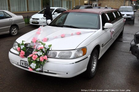 Лимузин Lincoln Town Car 8 мест